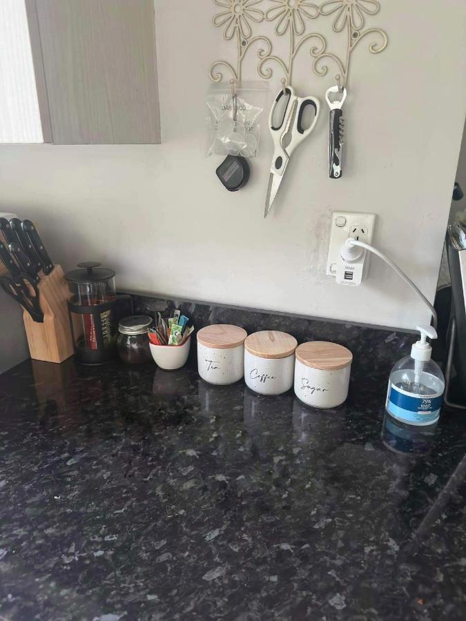 Renwick In The City Nelson, 10Min Walk To City Centre, Full Kitchen, Fast Fibre Wifi, Drive 13Min To Airport, 5Min To Hospital, Quiet Street, Dog Friendly エクステリア 写真