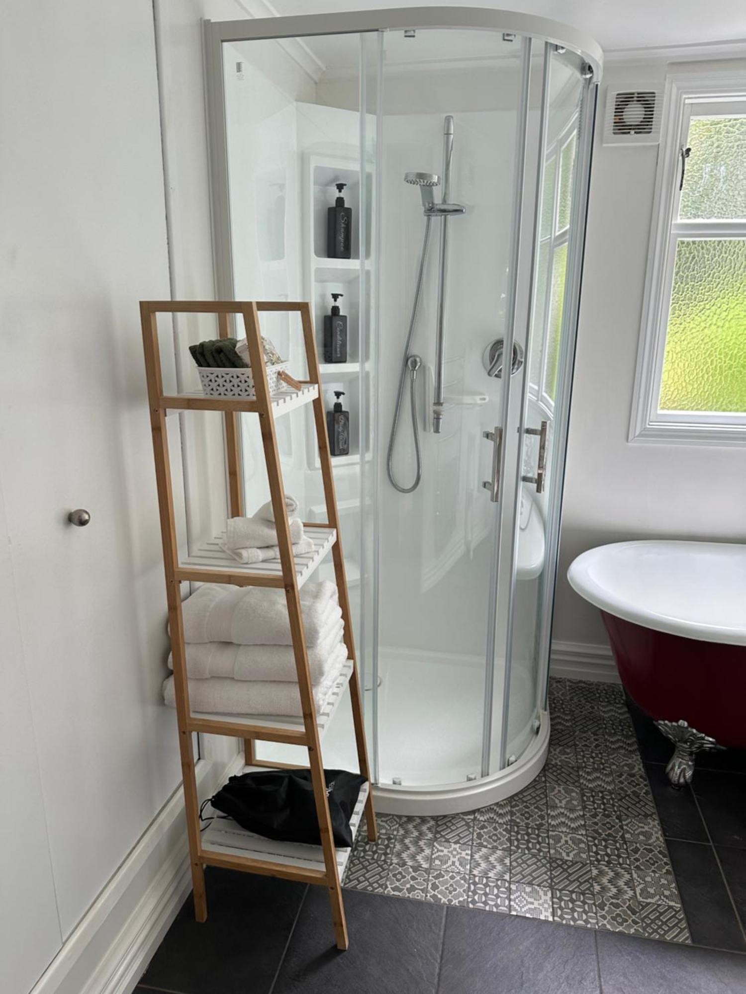 Renwick In The City Nelson, 10Min Walk To City Centre, Full Kitchen, Fast Fibre Wifi, Drive 13Min To Airport, 5Min To Hospital, Quiet Street, Dog Friendly エクステリア 写真